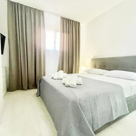 Pgs Immobiliare - Residenza Liuba Moderno Bilocale Con Terrazza E Parcheggio La Maddalena Casa Garibaldi